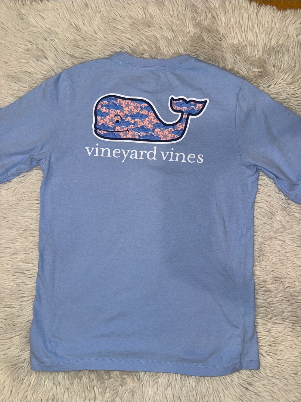 🐳🐟Vineyard Vines Light Blue Tee Starfish and fish logo. Large 16